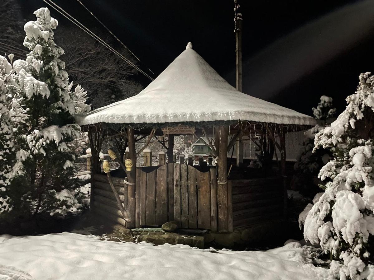 Panska Hata Yaremche Exterior photo
